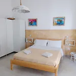Casa Comada - *